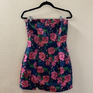 Lulu’s strapless silk dress